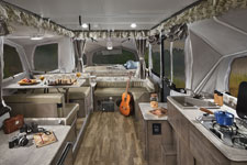 2019 Flagstaff 425D interior
