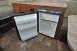 2016 Flagstaff T21QBHW 4.0 cu. ft. fridge