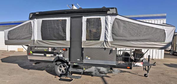 2022 Flagstaff 228BHSE exterior